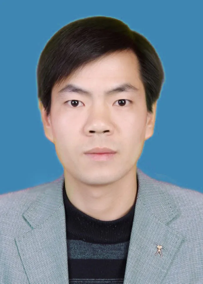 高级教师、华中师范大学生命科学专业、优秀竞赛辅导教师